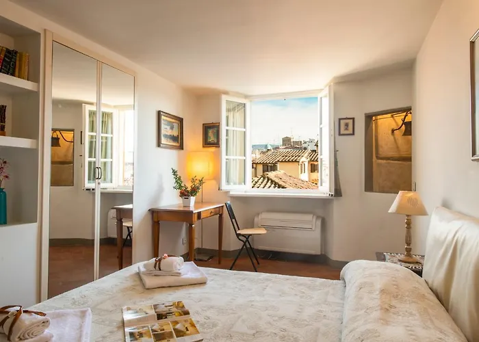 Bargello Apartment